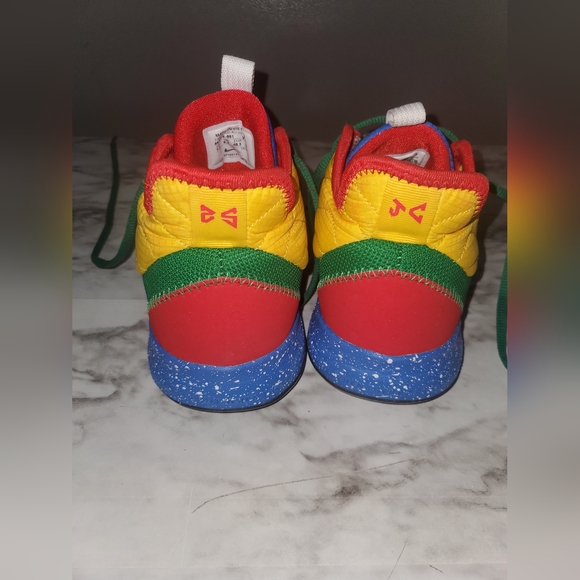 Rare Nike Paul George NBA basketball sneakers - Picture 6 of 7